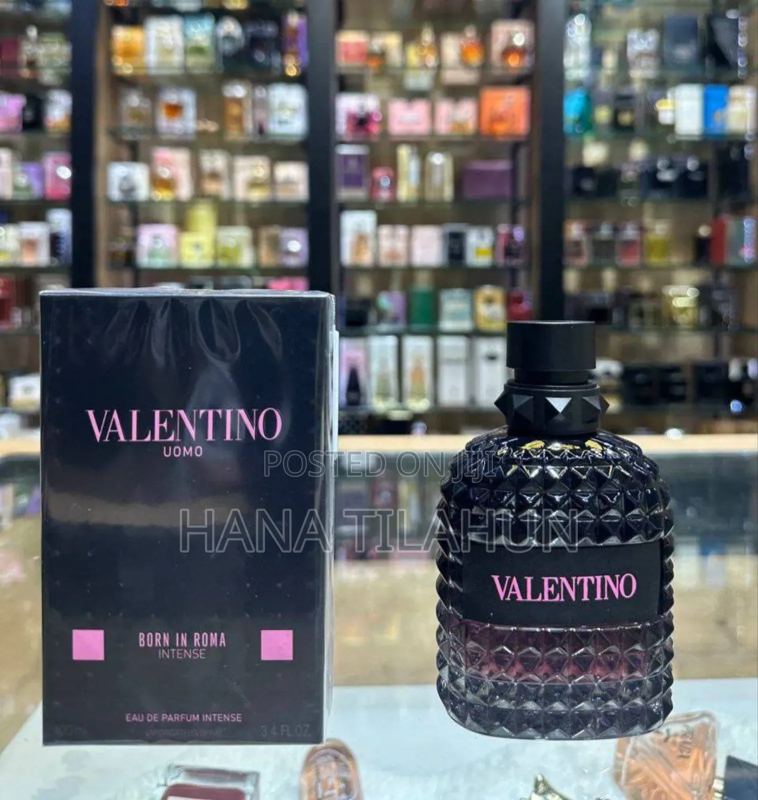 Valentino Uomo Born in Roma Intense Eau De Parfum.