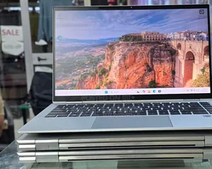 New Laptop HP Spectre 16GB Intel Core i7 SSD 512GB