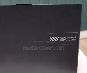 New Laptop Asus VivoBook E12 E203NA 8GB AMD Ryzen 5 SSD 512GB