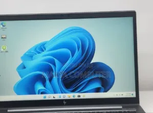New Laptop HP ZBook Firefly 14 G7 16GB Intel Core i7 SSD 512GB