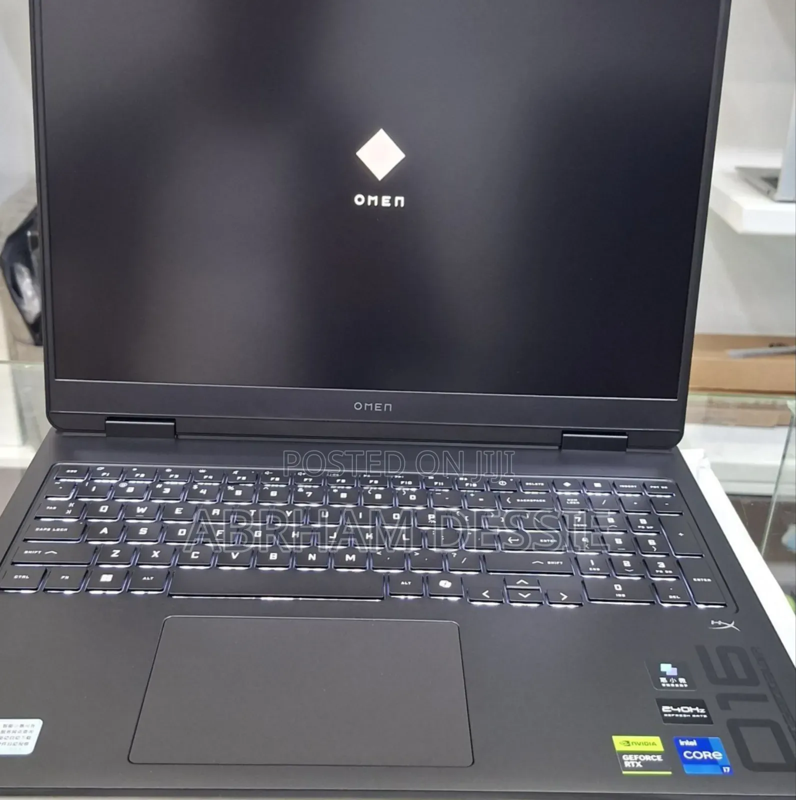 New Laptop HP 16GB Intel Core i7 SSHD (Hybrid) 1T