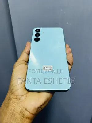 New Samsung Galaxy A16 5G 256 GB Gold