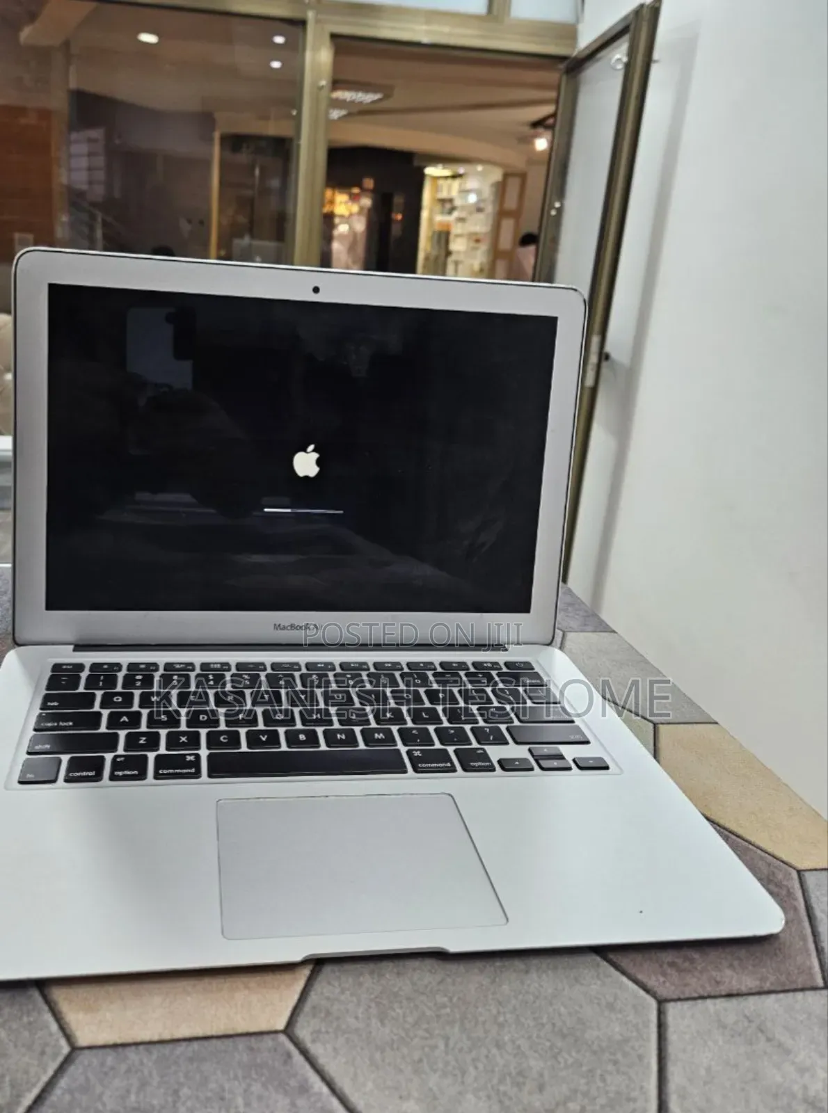 Laptop Apple MacBook Air 2017 8GB Intel Core i5 SSD 256GB