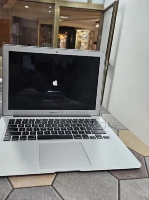 Laptop Apple MacBook Air 2017 8GB Intel Core i5 SSD 256GB