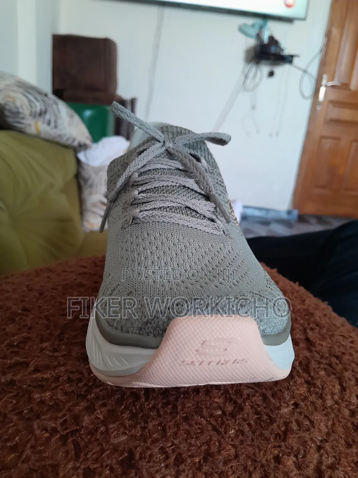 Shoes Skechers American