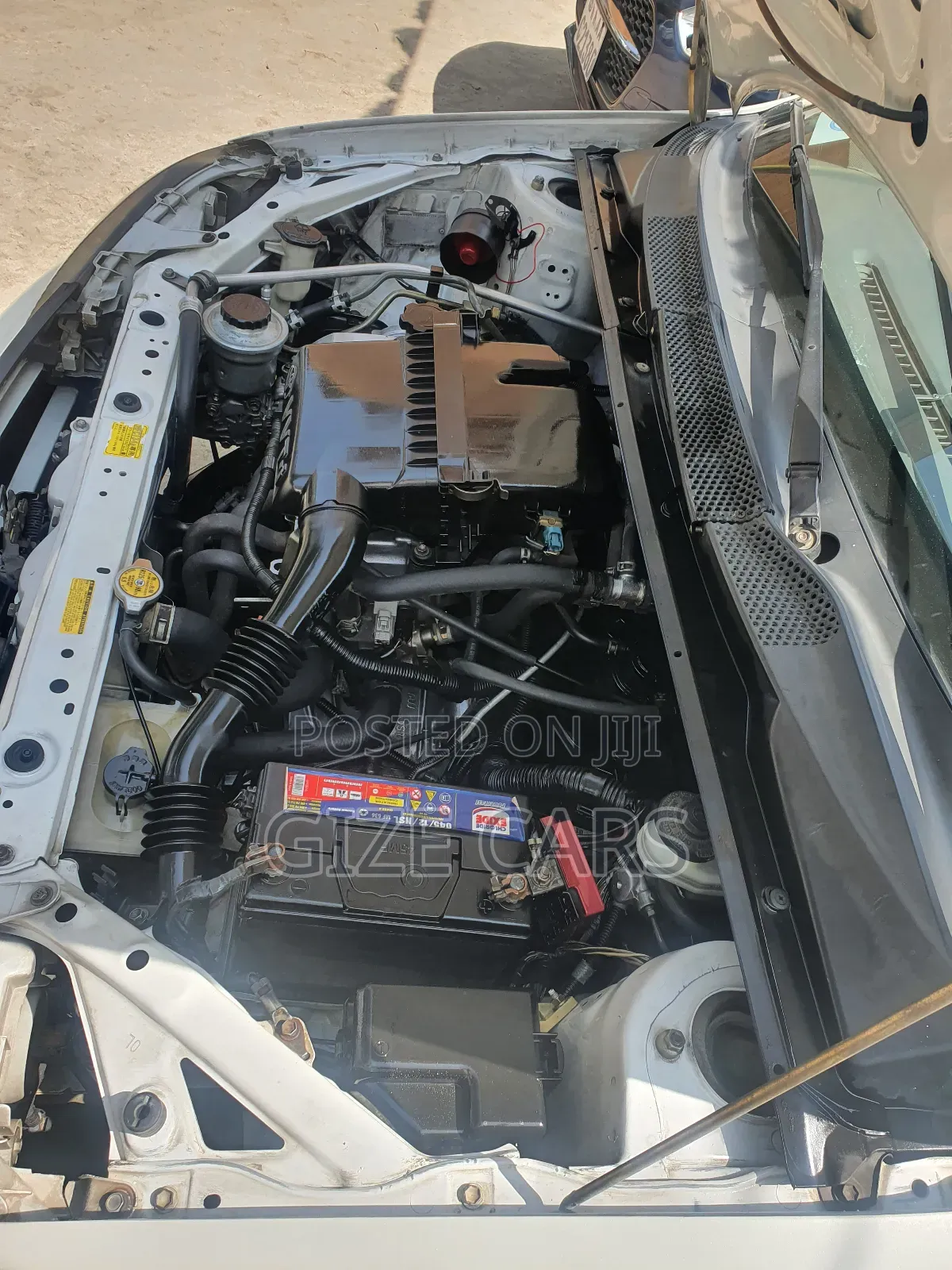 Toyota Platz 2001 White