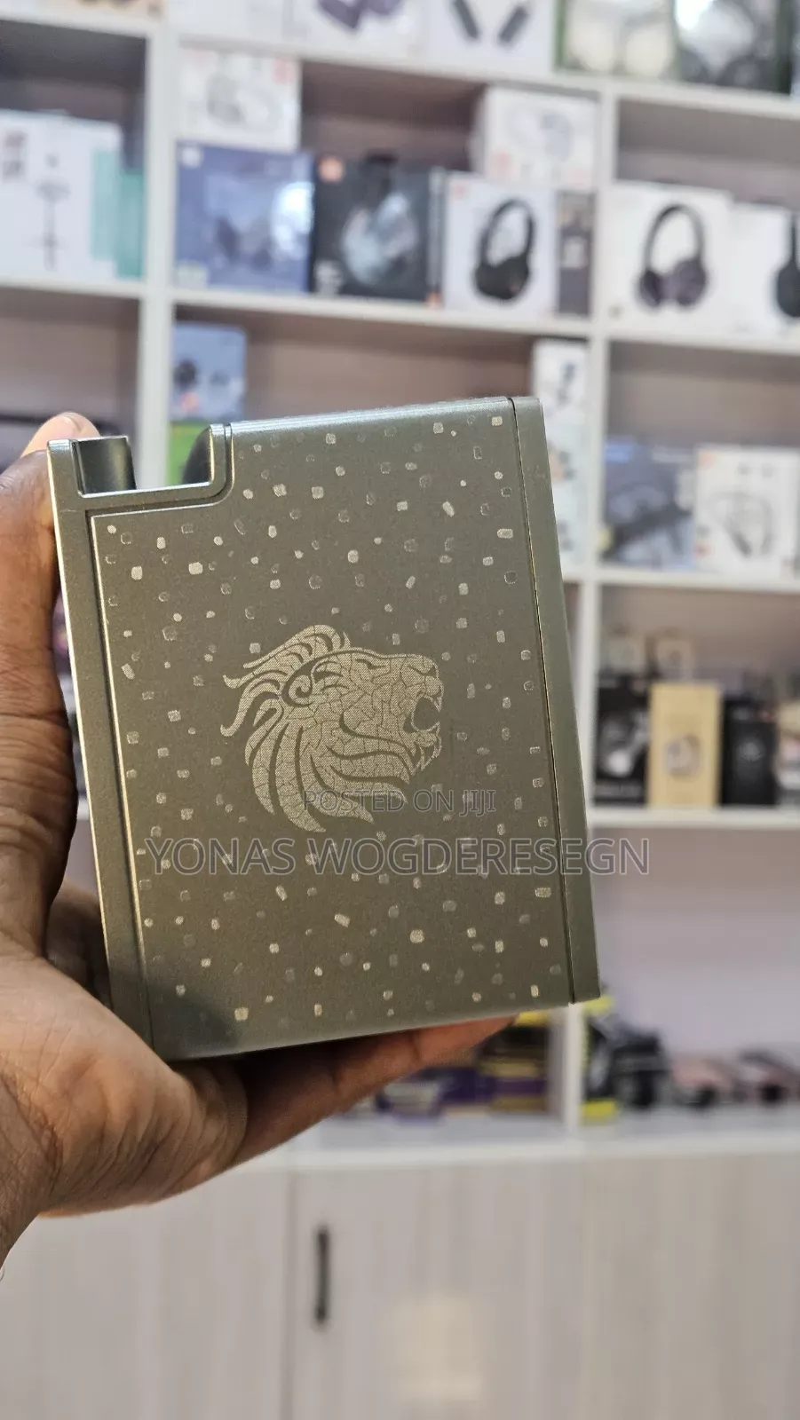 Boombest Portable Retro-Style Bluetooth Speaker Radio