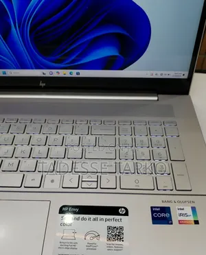 New Laptop HP Envy 17 16GB Intel Core i7 SSD 512GB