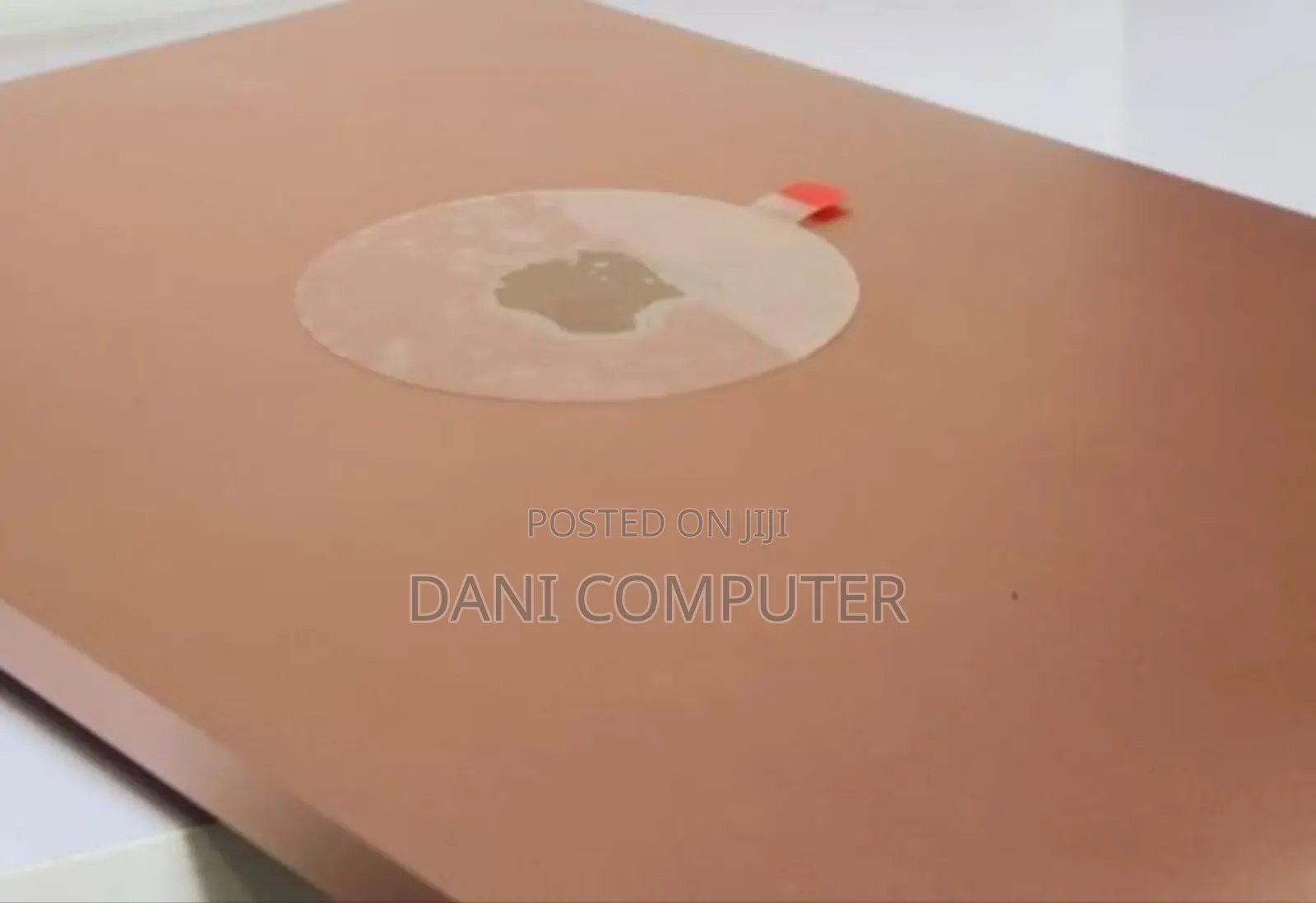 New Laptop Apple MacBook Air 2020 M1 8GB Apple M1 SSD 256GB