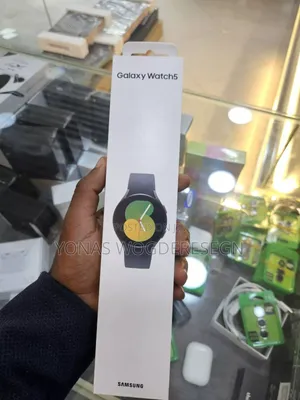 Samsung Galaxy Watch5 Smartwatch – Advanced Health Tracking, Fitness