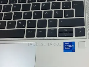 New Laptop HP EliteBook 830 G8 16GB Intel Core i7 SSD 512GB