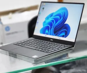 New Laptop Dell XPS 13 8GB Intel Core i7 SSD 512GB