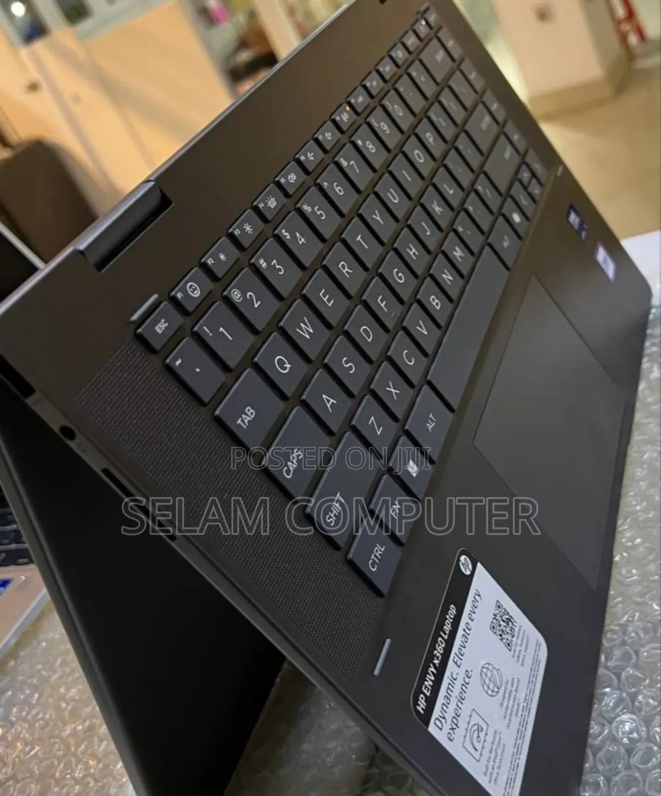 New Laptop HP Envy x360 16GB AMD Ryzen 7 SSD 1T