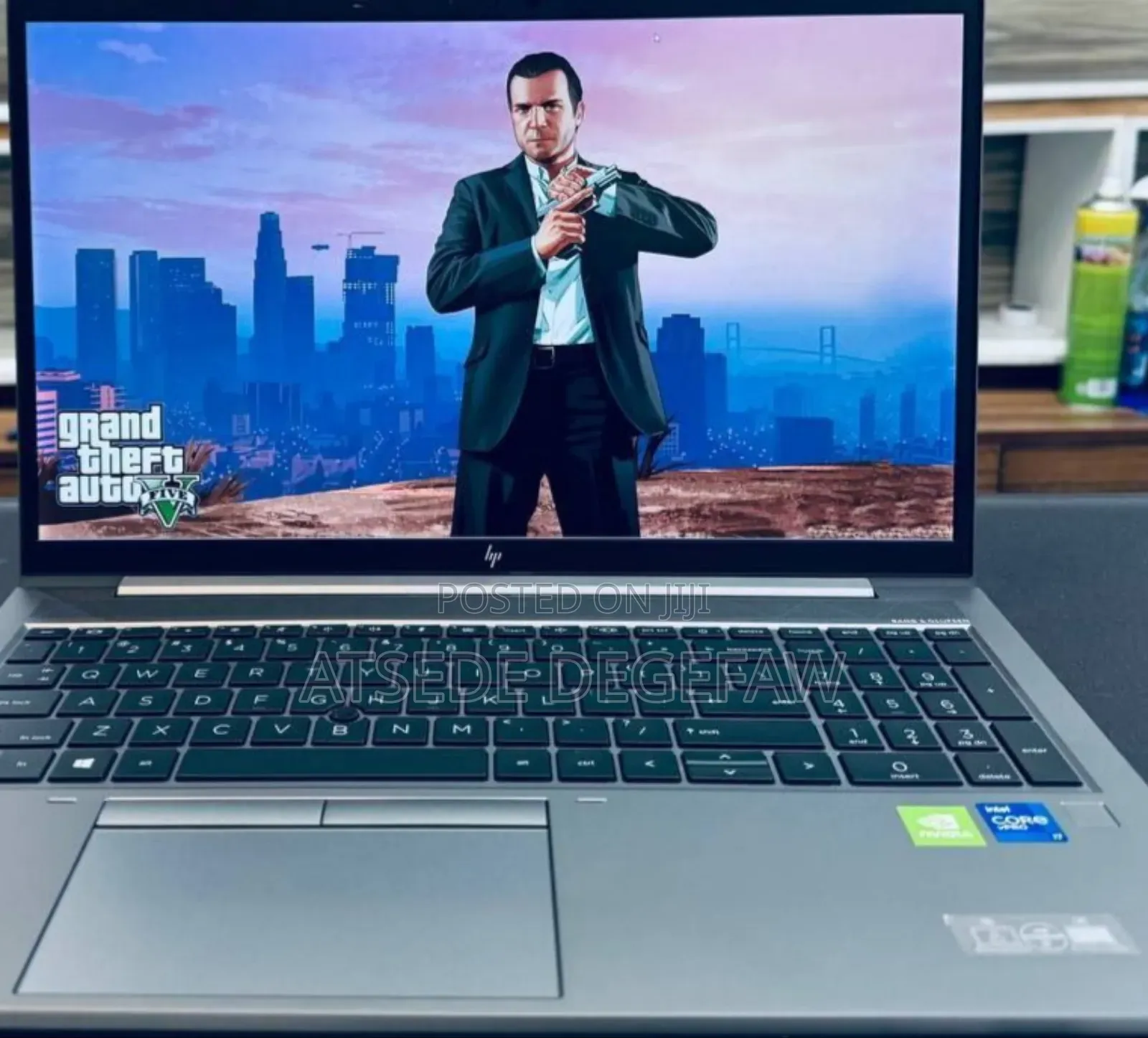 New Laptop HP ZBook Firefly G8 16GB Intel Core i7 SSD 512GB