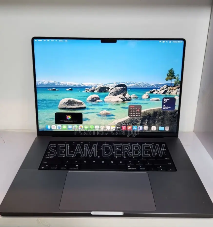 New Laptop Apple MacBook Pro M1 16GB Apple M1 Pro SSD 512GB