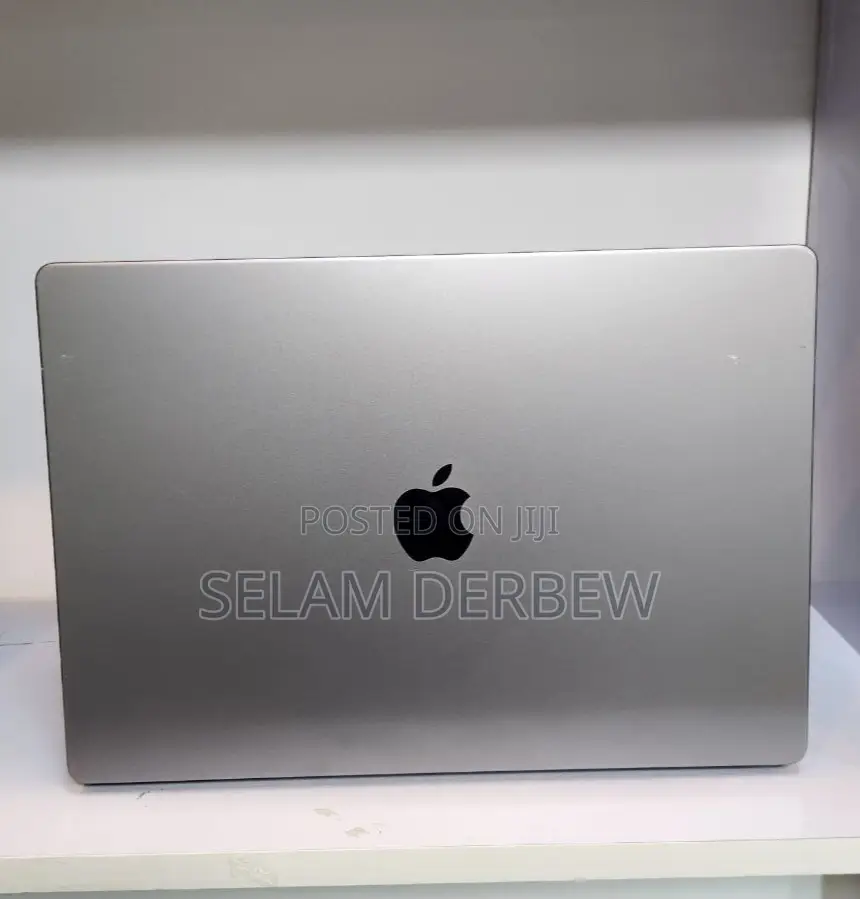New Laptop Apple MacBook Pro M1 16GB Apple M1 Pro SSD 512GB