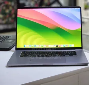 New Laptop Apple MacBook Pro 2019 32GB Intel Core i7 SSD 512GB