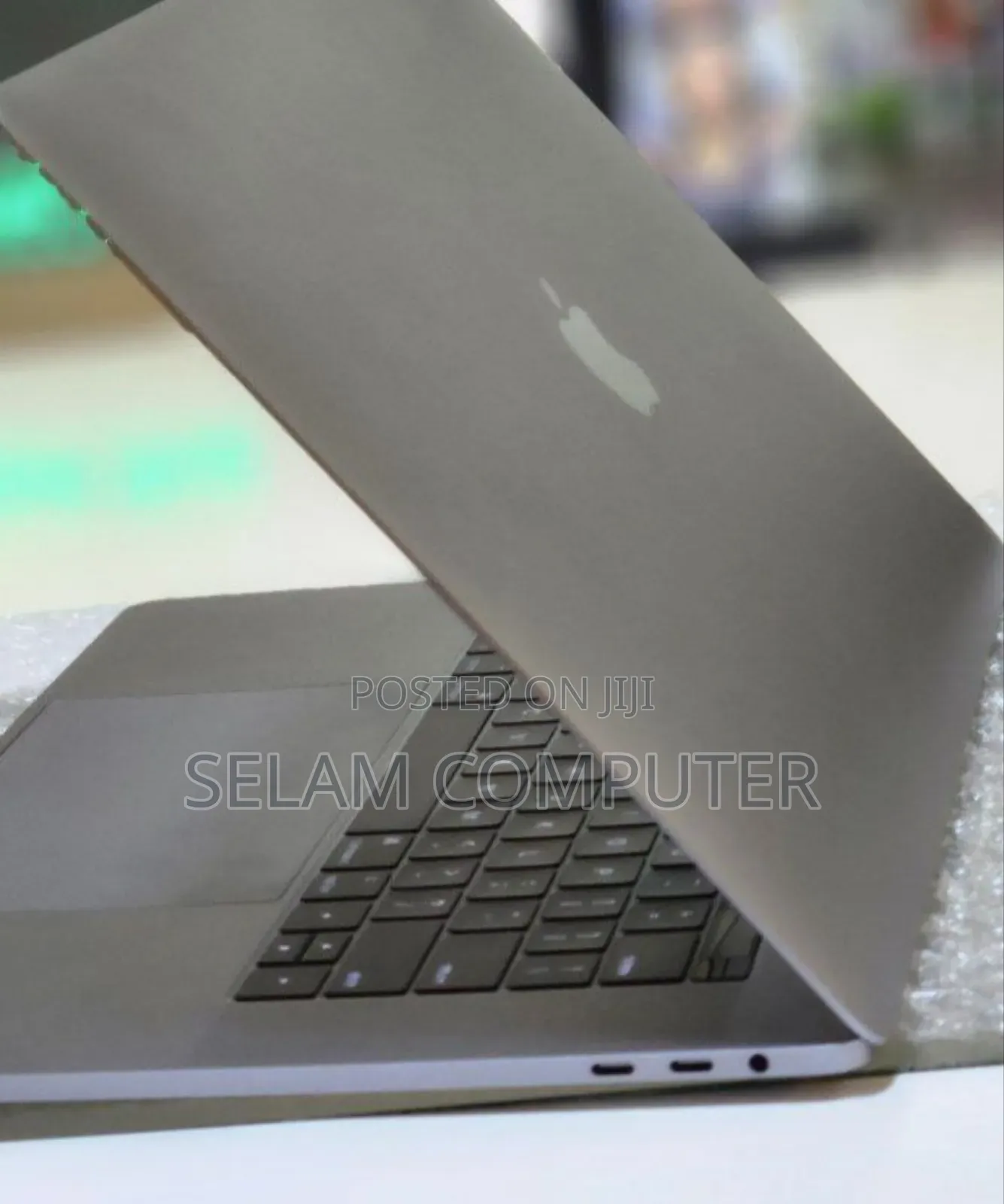 New Laptop Apple MacBook Pro 2019 32GB Intel Core i7 SSD 512GB