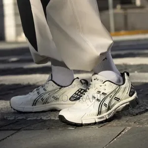 Asics Gel -Kahana 8 Sp White/Black Fashion Sneaker