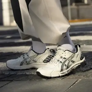 Asics Gel -Kahana 8 Sp White/Black Fashion Sneaker
