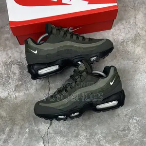 Nike Air Max 95 ’’Olive Green Black Unisex Fashion Sneaker