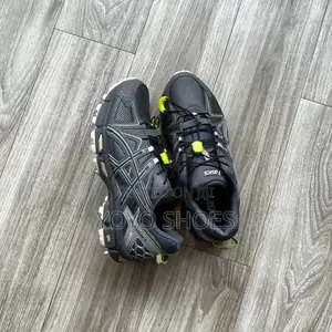 Asics Gel-Kahana 8 Graphite Gray Fashion Sneaker
