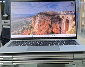 New Laptop HP EliteBook 1040 G8 16GB Intel Core i7 SSD 512GB
