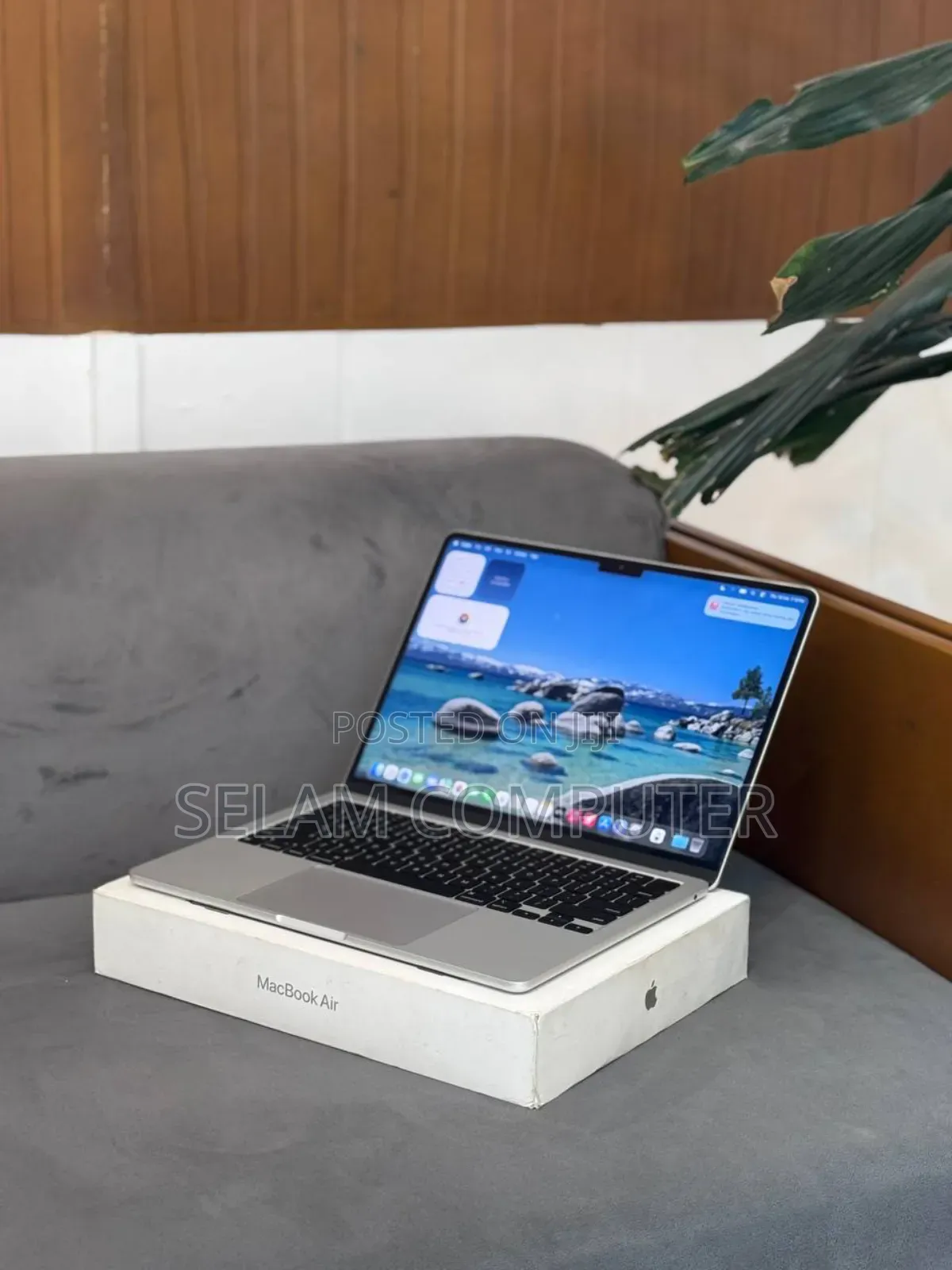 New Laptop Apple MacBook Air 2024 M3 13-inch 16GB Apple M3 SSD 256GB