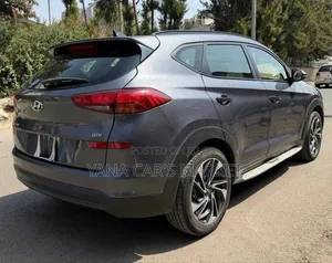 Hyundai Tucson 2020 Gold