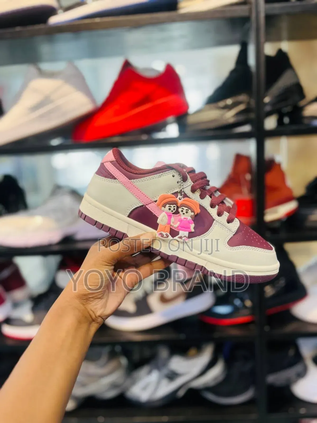 Nike Dunk Low Premium ’Valentine'sday'fashion Sneaker