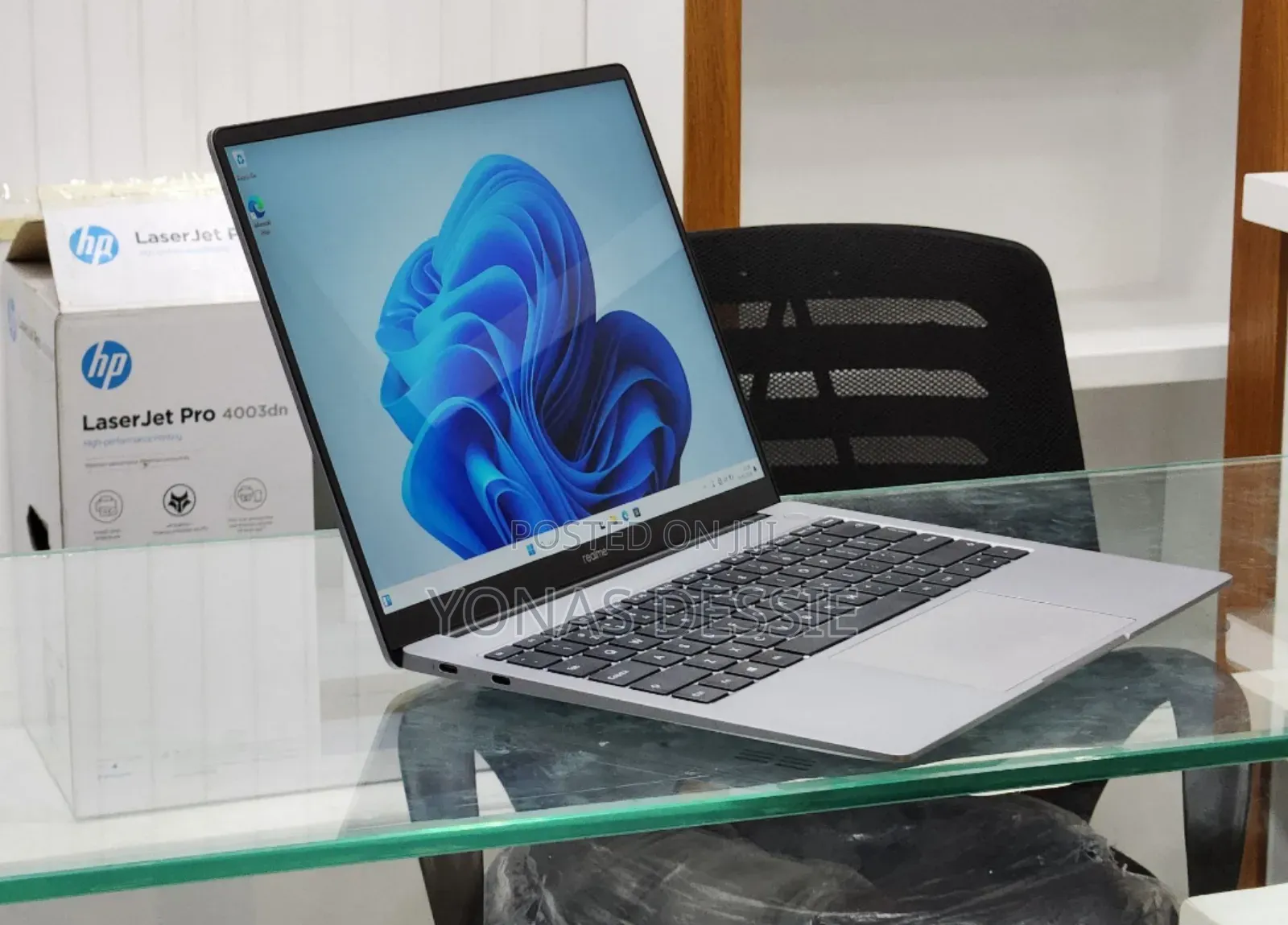 New Laptop 8GB Intel Core i5 SSD 512GB