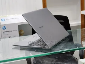 New Laptop 8GB Intel Core i5 SSD 512GB