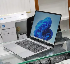 New Laptop 8GB Intel Core i5 SSD 512GB