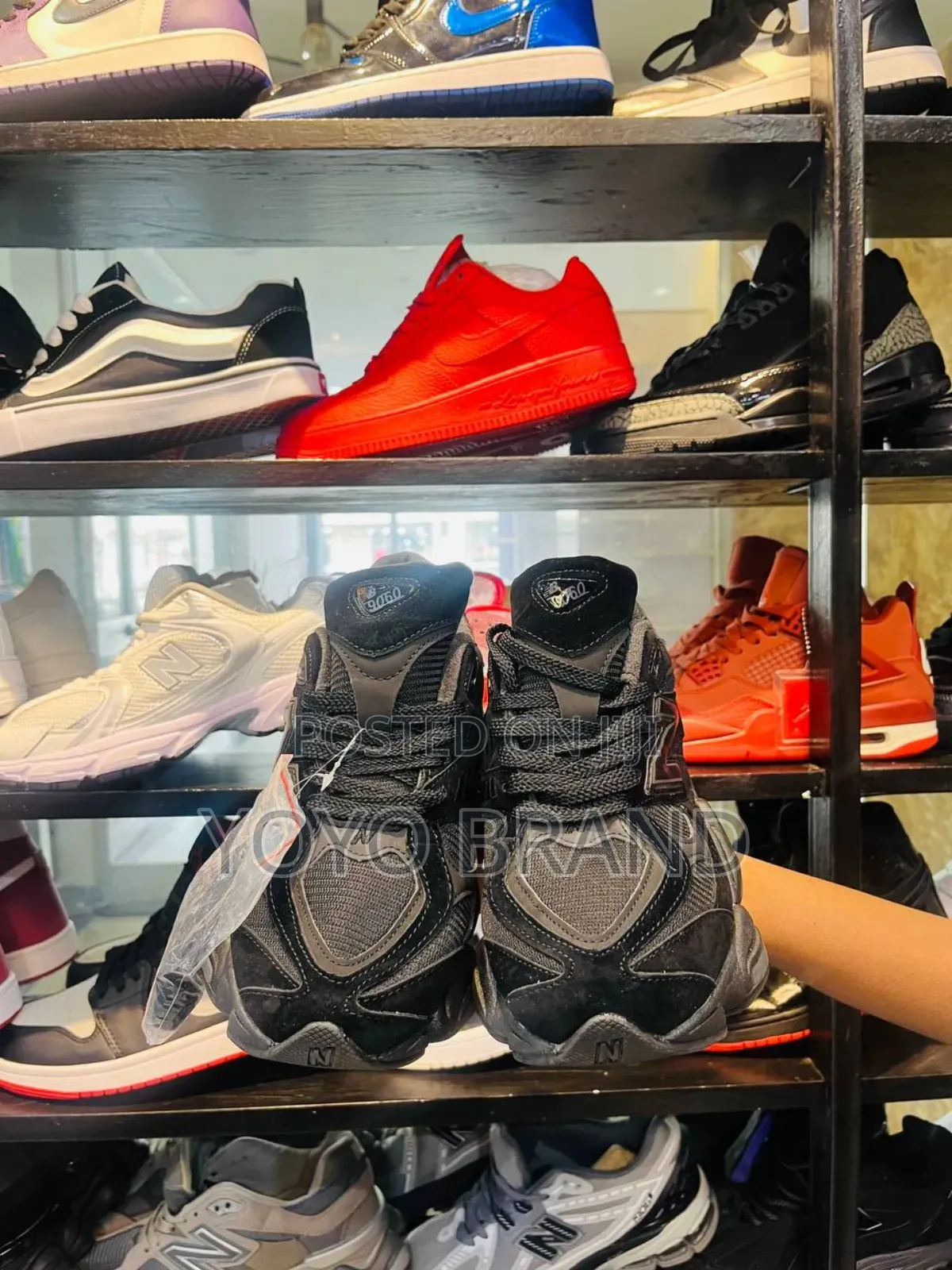 New Blance 9060 ’’ Triple Black’’Unisex Fashion Sneaker