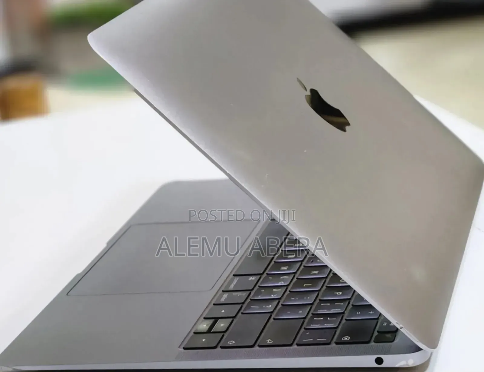 New Laptop Apple MacBook Pro 2019 32GB Intel Core i7 SSD 512GB