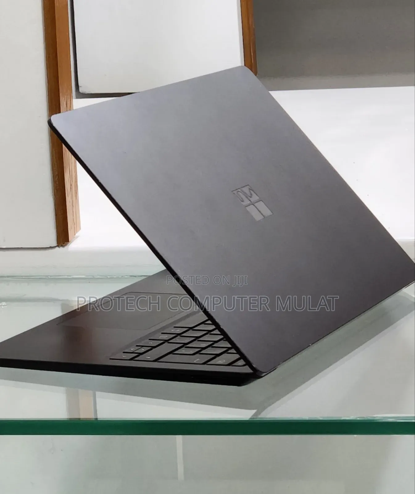 New Laptop Microsoft Surface Laptop 4 16GB Intel Core i7 SSD 512GB