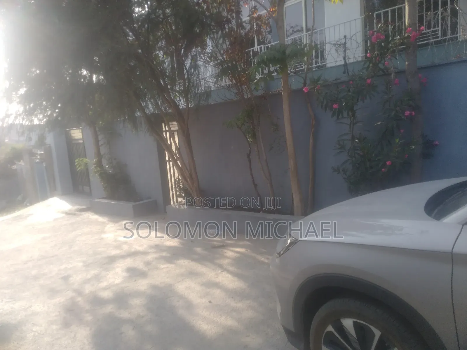 Furnished 7bdrm Apartment in Yeka for sale