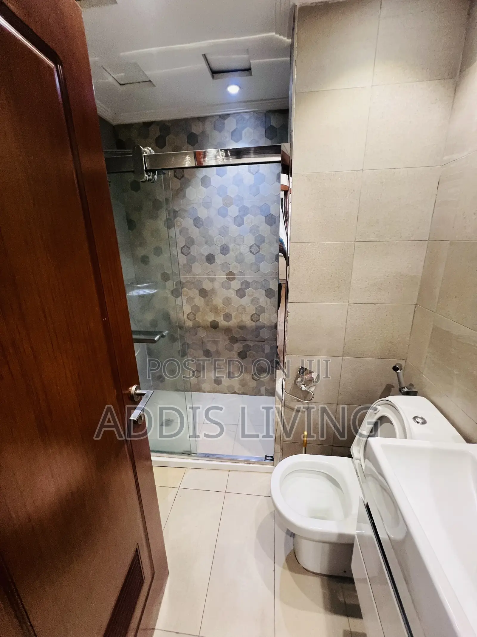 Furnished 3bdrm Apartment in Bole for rent