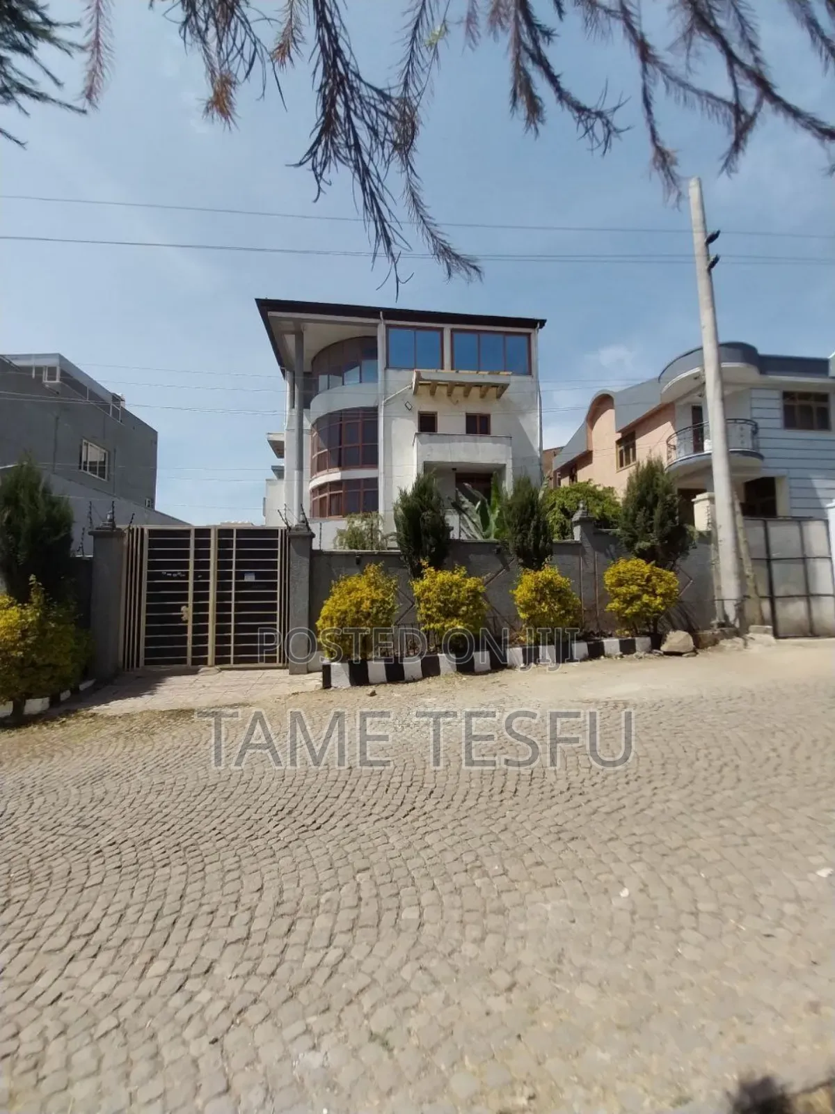 Furnished 8bdrm House in ኪዳን ምህረት, Yeka for sale