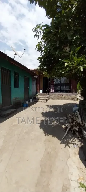 2bdrm House in ወታደር ሰፋር, Yeka for sale