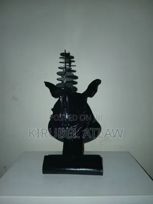 Rhino አዉራሪስ