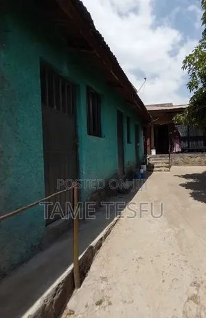 2bdrm House in ወታደር ሰፋር, Yeka for sale