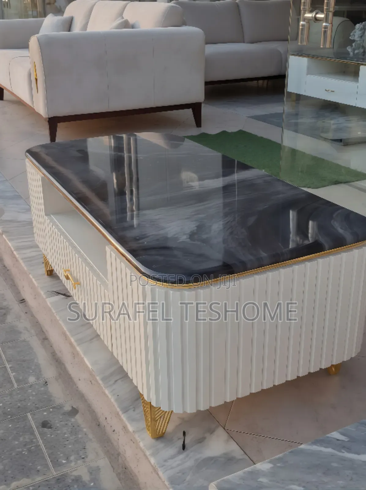 ዘመናዊ ሴንተር ጠረጴዛዎች | Epoxy-Made Center Tables