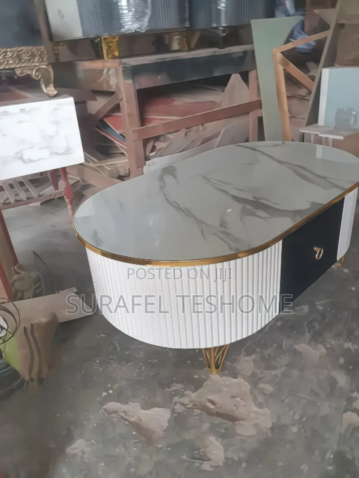 ዘመናዊ ሴንተር ጠረጴዛዎች | Epoxy-Made Center Tables