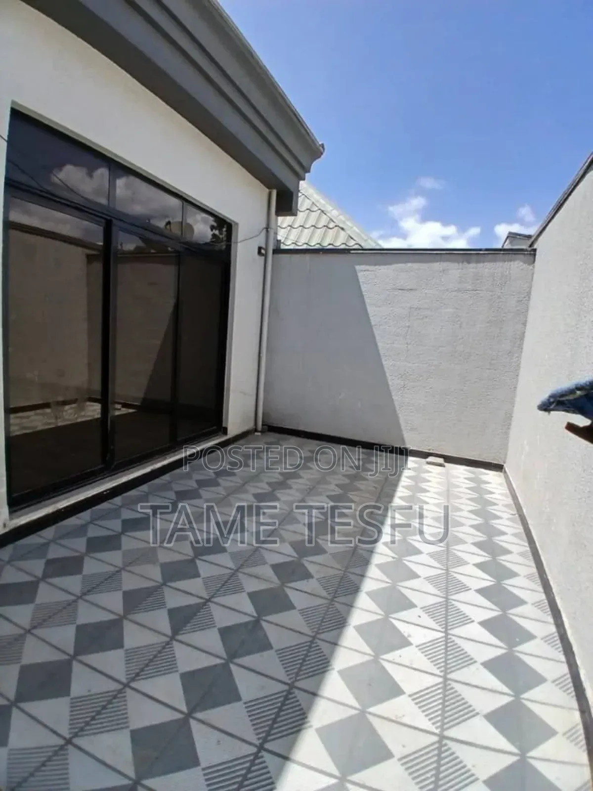 Furnished 3bdrm Villa in ፍጋ, Bole for sale