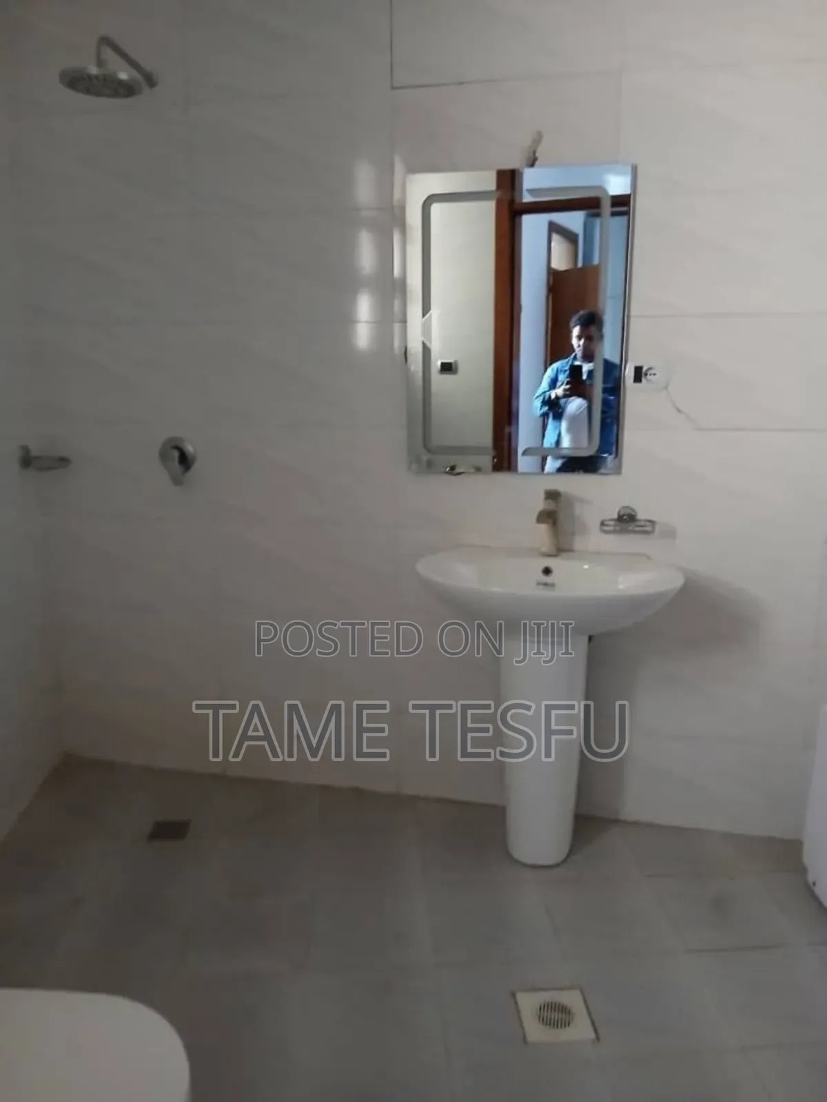 Furnished 3bdrm Villa in ፍጋ, Bole for sale