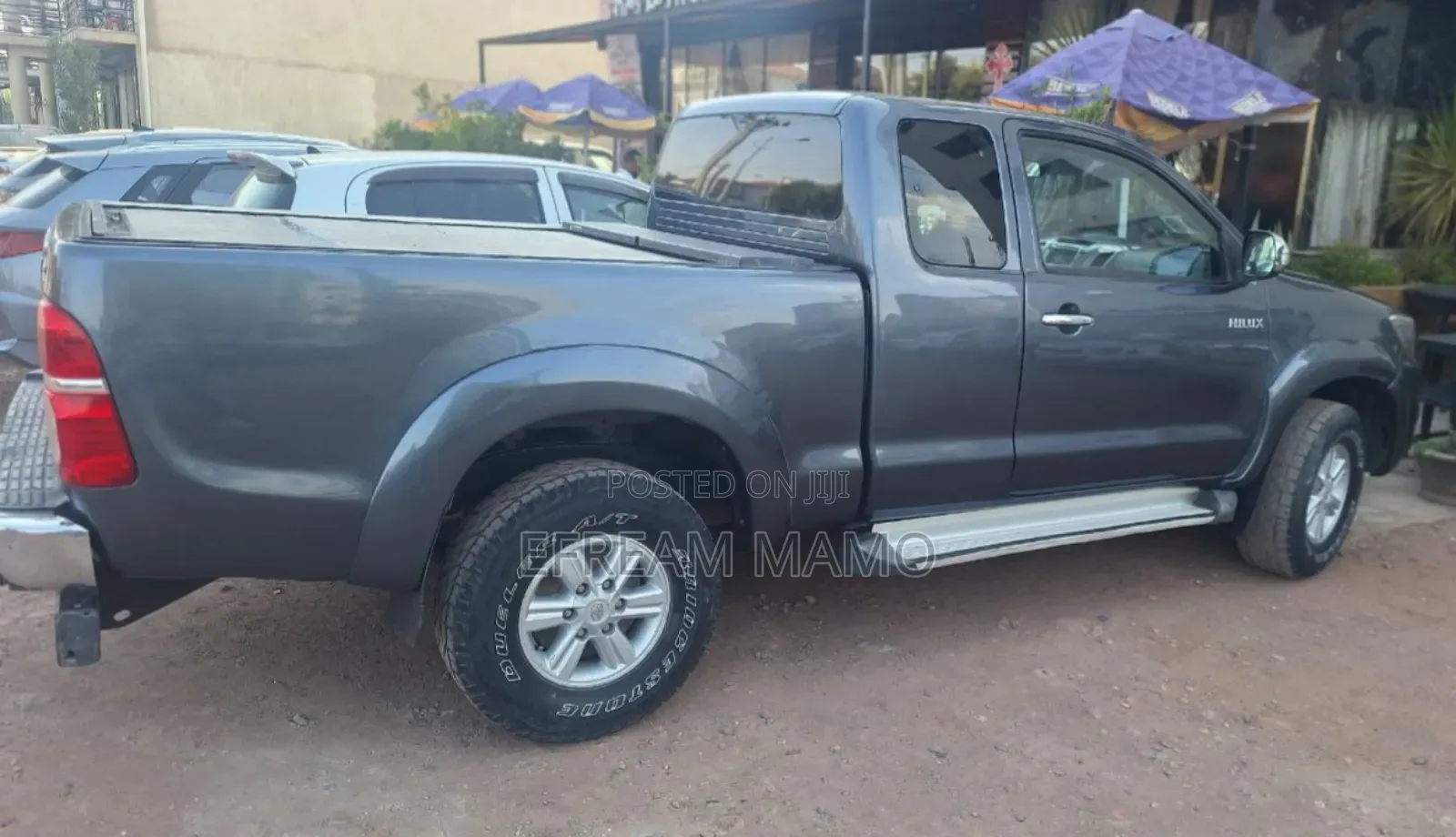 Toyota Hilux 2013 Gray