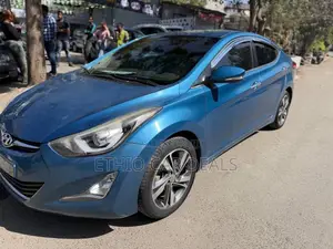 Hyundai Avante 2015 Blue