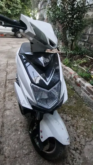 New Motorcycle 2025 White