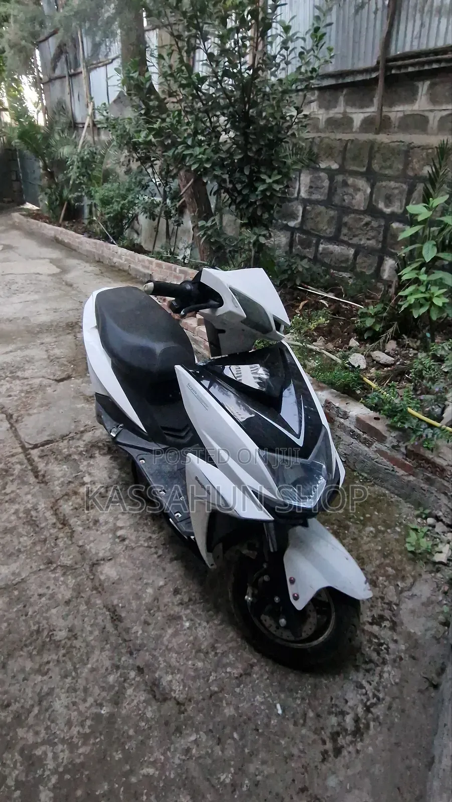 New Motorcycle 2025 White